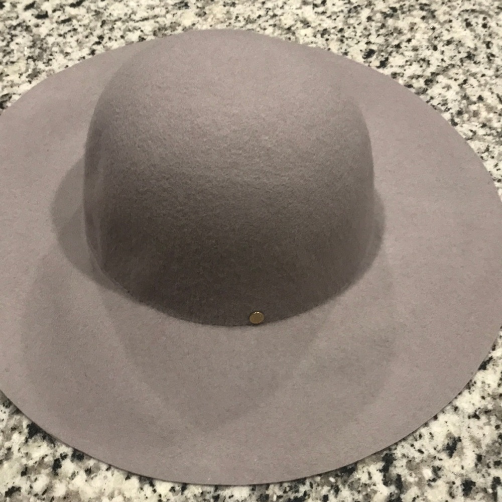 HAT - Picture 3 of 5